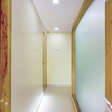 Bkc Corporate Hostel Ac Dormitory Мумбаи Экстерьер фото