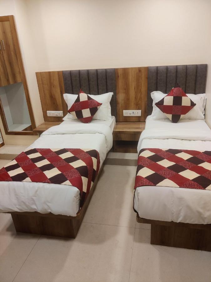 Bkc Corporate Hostel Ac Dormitory Мумбаи Экстерьер фото