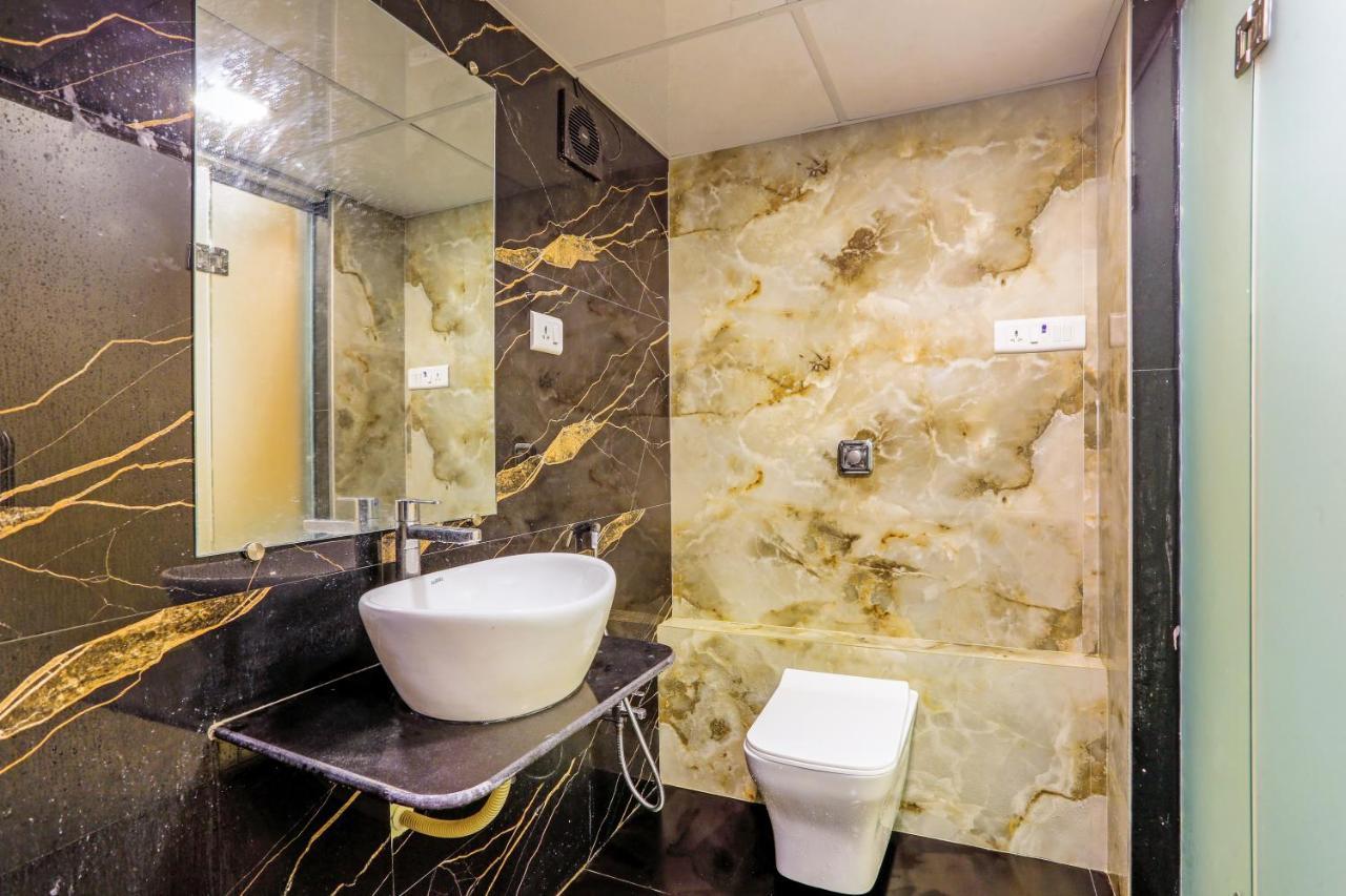 Bkc Corporate Hostel Ac Dormitory Мумбаи Экстерьер фото