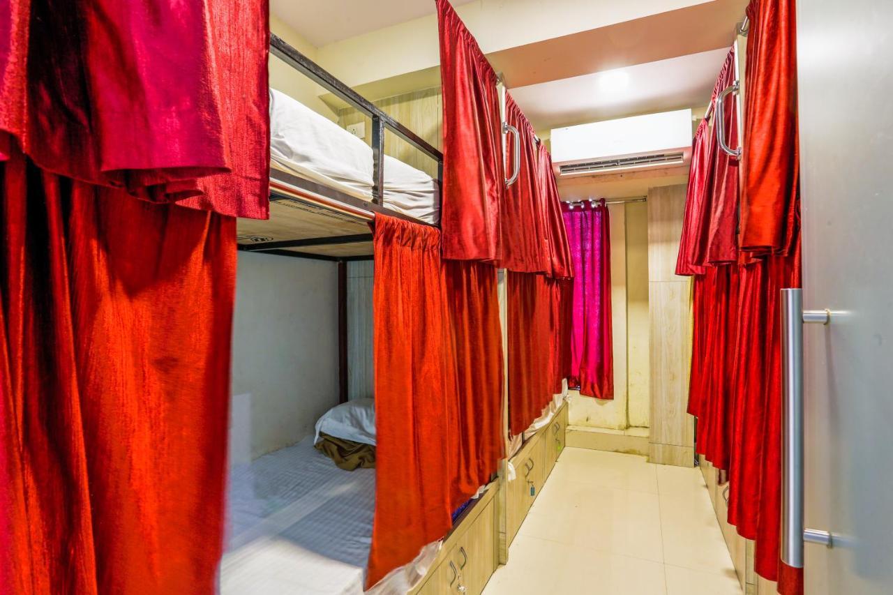 Bkc Corporate Hostel Ac Dormitory Мумбаи Экстерьер фото